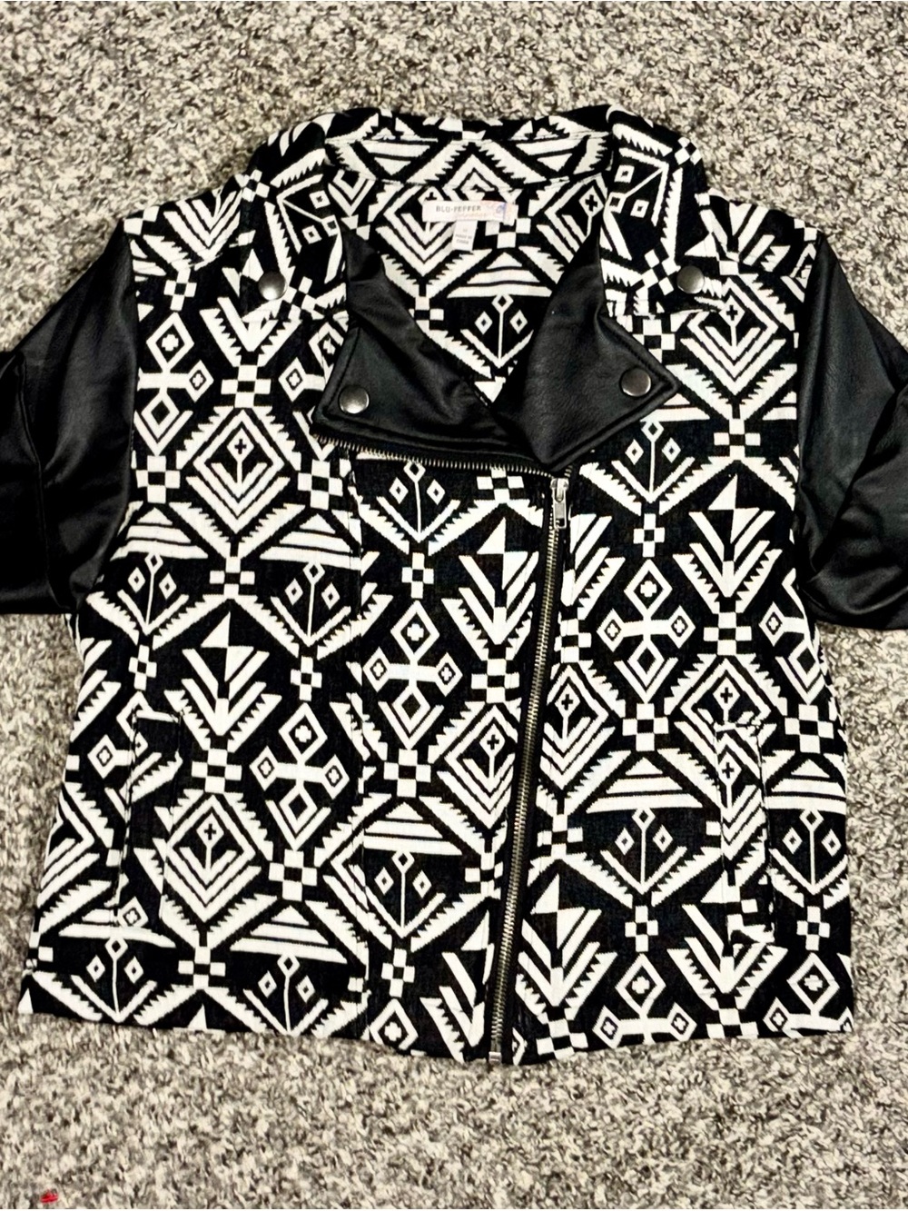 Blu Pepper Vintage Black White Aztec Geometric Moto Jacket M